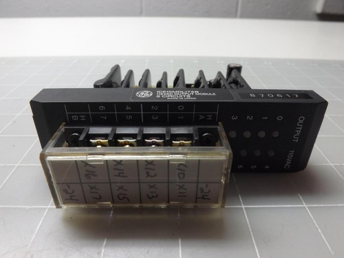 LOT OF 2 GE GENERAL ELECTRIC IC610MDL175B 115 VAC OUTPUT MODULE T49164