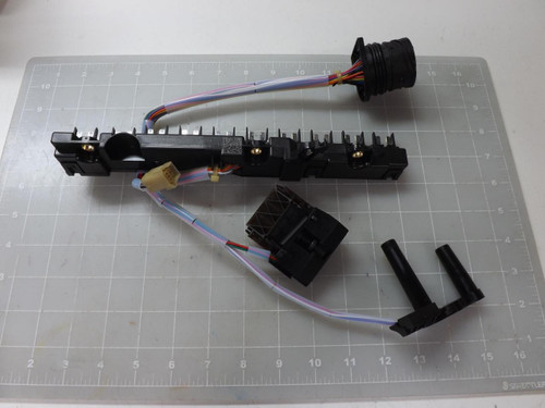 NA14-2010 132170079 68229205AA SENSOR ASSEMBLY T51067