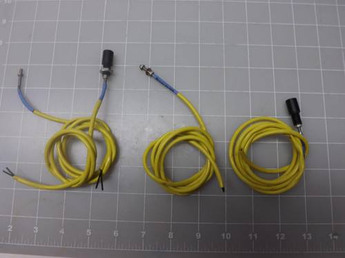 LOT OF 4 KEYENCE FU-35FA FIBER OPTIC SENSORS T48638