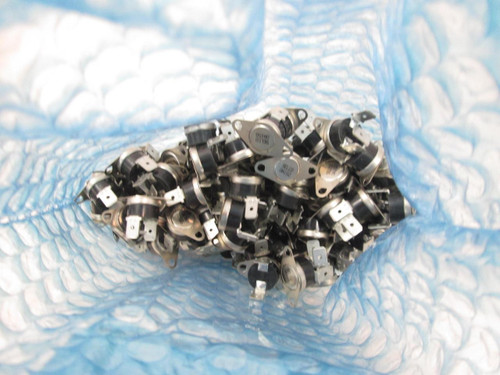 LOT OF 133 SELCO OA-150-QCC SWITCH THERMOSTAT T58355