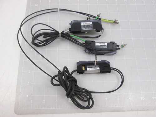 LOT OF 3 KEYENCE FS-V21R PHOTOELECTRIC FIBER OPTIC SENSOR T61401