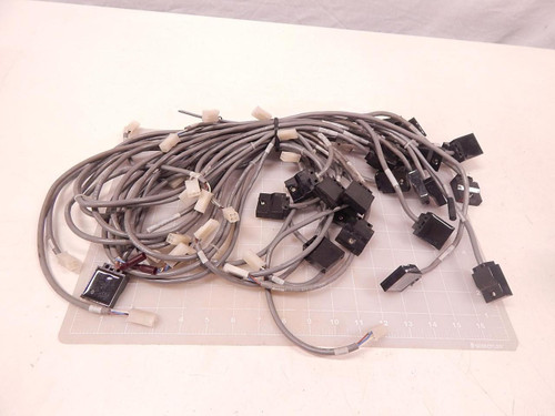 LOT OF 23 BANNER SE61R RECEIVER T72385