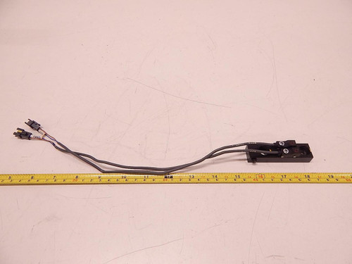 LOT OF 2 OMRON E2S SENSORS T76614