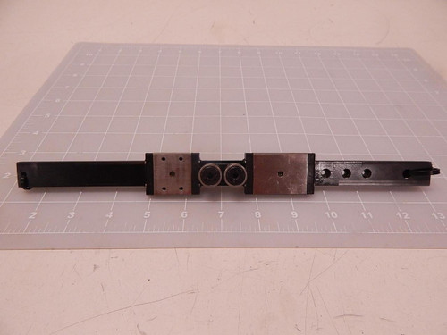 LOT OF 2 THK RSR9WNS RSR9WVS BEARINGS W/ 12" CNC LINEAR SLIDE RAILS