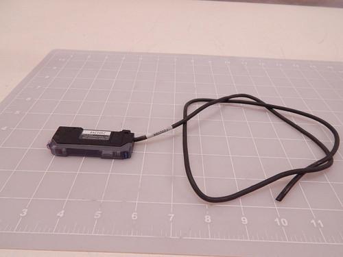 KEYENCE FS-V21R PHOTOELECTRIC SENSOR T80247