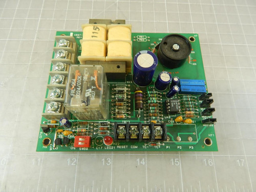 WATLOW ELECTRIC 141A-1605-6000 TYPE T REV F ANALOG TEMPERATURE CONTROL T98243