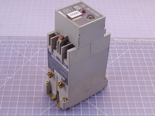 Allen Bradley 700-RT00N110A1 Solid State Timer T98405 For Sale