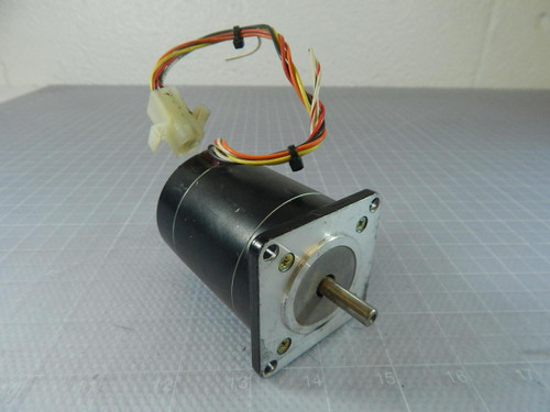 Vexta A2936-9212 Stepping Motor 2 Phase 4.2 VDC 1.9 A T100309 For Sale