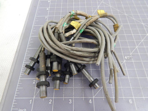 Lot of 17 BI 1.5-G08-AP6X Proximity Sensors T101546 For Sale