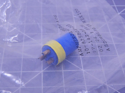 Amphenol 10-825806-01S, 97-14S-1S 3 Pin Aerospace Connector T107523 For Sale