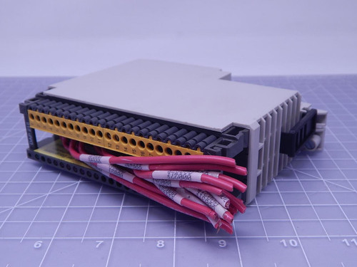 Schneider AS-BDAP-218 Output Module T126651 For Sale