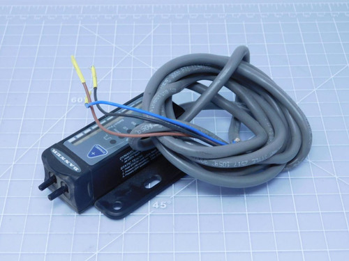 Banner R55FPB    R55 Color Mark Plastic Fiber w/ Blue LED For Sale