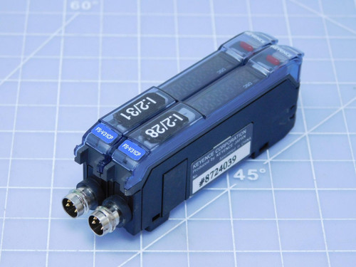 Lot of 2 Keyence FS-V31CP    Fiber Optic Sensor For Sale