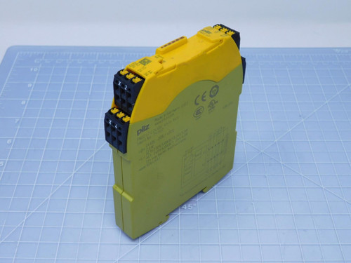 Pilz PNOZ S7 C     Safety Relay For Sale