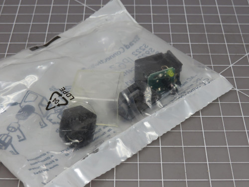 Lot of 25 Woodhead 1212080240 S22200TC4H2RSN Connector For Sale