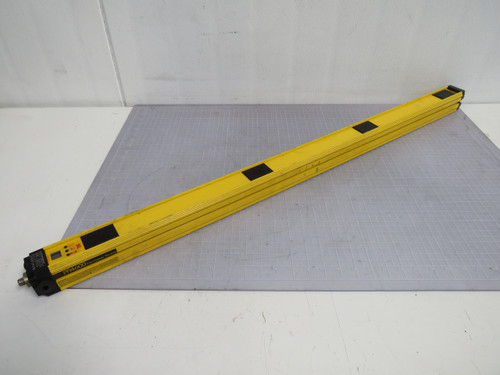 STI PA46-4-300-Q2-NC2-PN-R-HA1  Light Curtain Receiver For Sale