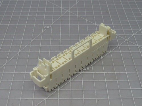 Lot of 50 Commscope R33652-000  C5C MZ CK3267 Connectors For Sale