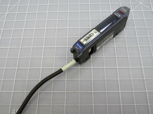 Keyence FS-V34 G2745369 Sensor Fiber Optic Sensor Amplifier 12-24 VDC For Sale
