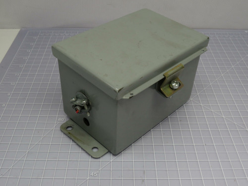 HUBBELL WIEGMAANN B060404CH TYPE 12 13 ENCLOSURE LECTRIC BOX OMRON H7CR COUNTER T169506
