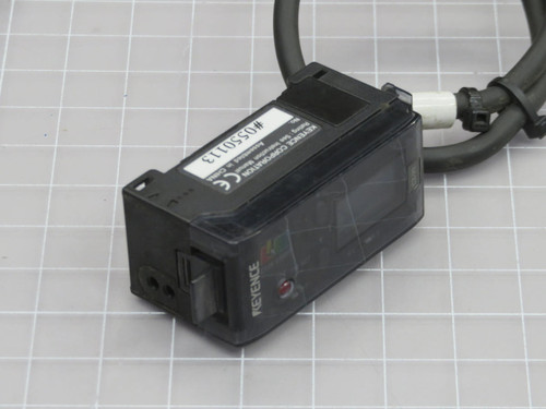 KEYENCE CZ-V1 AMPLIFIER UNIT, MAIN UNIT, NPN T206939