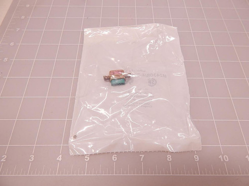 CINCH M24308/4-259 D-SUB MIL SPEC CONNECTORS 5 A - 125 V T80810