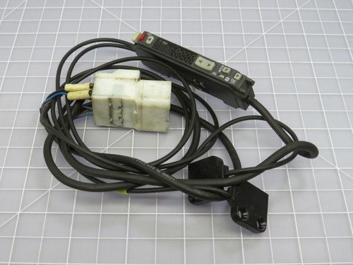 Keyence FS-V31  Fiber Optic Sensor For Sale