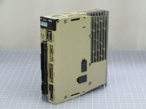 YASKAWA SGDV-1R6A11B SERVO PACK DRIVER T188057