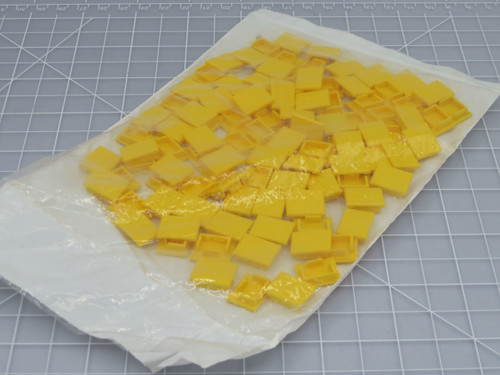 Lot of 100 Commscope M21A-123  Dust Cover  For Sale