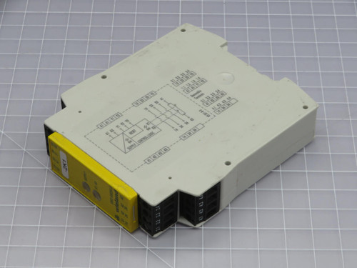 Wieland  SNO4003K-A  Safety Relay   For Sale