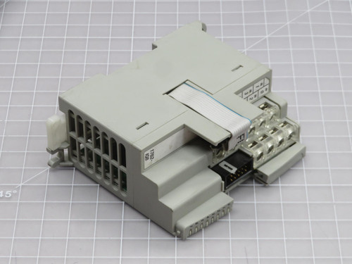 Allen Bradley  1762-1Q8  DC Input Module  For Sale