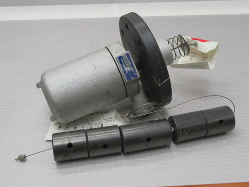 Magnetrol  B15-1H4C-AOM  Liquid Level Displacer Transmitter  For Sale