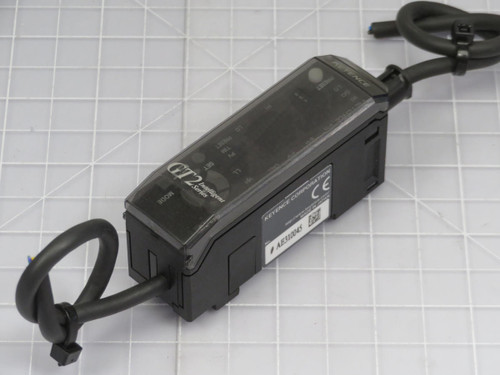 Keyence  GT2-71P  Amplifier Unit, DIN Rail Type, PNP  For Sale