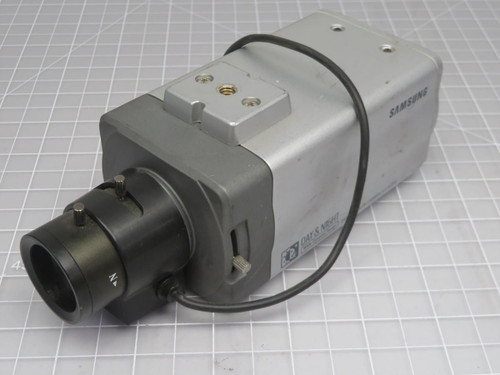 SAMSUNG SCC-B2305 DIGITAL COLOR CAMERA CCTV LENS 3.5-8.0MM F1.4 T200214