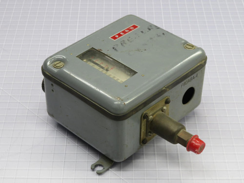 JOHNSON CONTROLS P80ABA-4 PROPORTIONAL TEMP CONTROL T212583