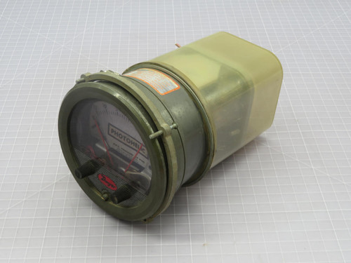 DWYER  3330  PRESSURE GAUGE  For Sale