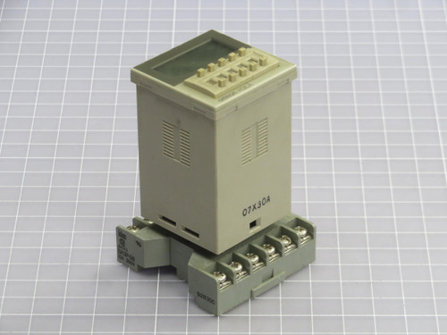 OMRON  H3CA-A  DIGITAL TIMER SOLID-STATE  For Sale