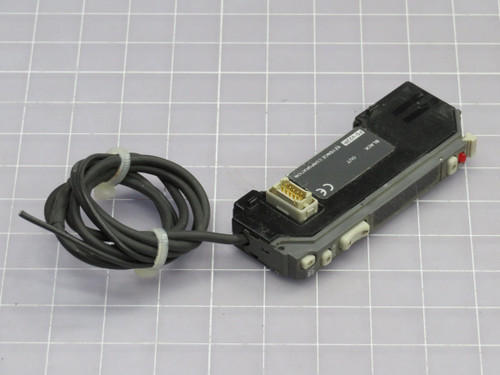 KEYENCE  FS-V22R  PHOTOELECTRIC FIBRE AMPLIFIER  For Sale