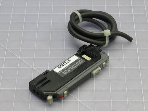 KEYENCE  FS-V21R  PHOTOELECTRIC SENSOR  For Sale