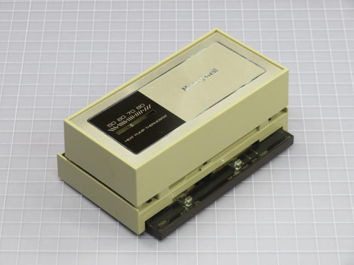 Honeywell  Y594 R 1326  Multistage Thermostat  For Sale
