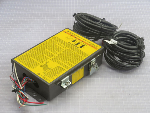 STI  LCC-FB-AC1-U 70027-1000 LIGHT CURTAIN CONTROLLER  For Sale