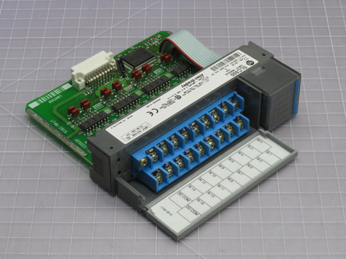 ALLEN BRADLEY  1746-IB16 SLC500 INPUT MODULE  For Sale