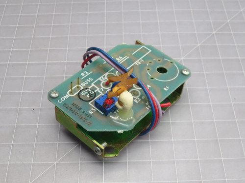 JOHNSON CONTROLS  TE-6100-961  SPACE TEMPERATURE SENSOR MOUNT  For Sale