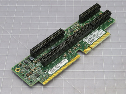 LOT OF 2 ORACLE 7047128 PCI RISER CARD T254532