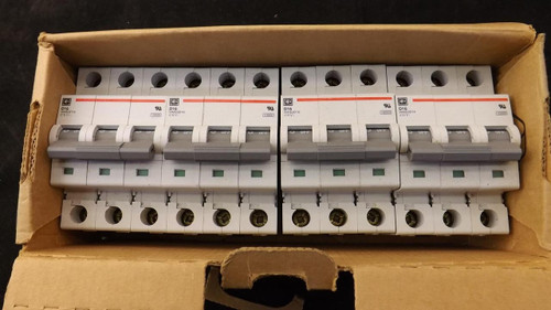 LOT OF 4 CUTLER HAMMER WMS3D16 CIRCUIT BREAKERS 3 POLE 16 A T21750