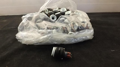 EAO SWITCH 14-131.025 2 HIGH QUALITY SWITCH T21796