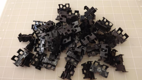 LOT OF 50 IDEC N-VL4 FINGER SAFE COVER T23842