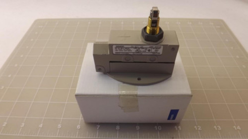 OMRON ZV-Q21-2S LIMIT SWITCH T23329