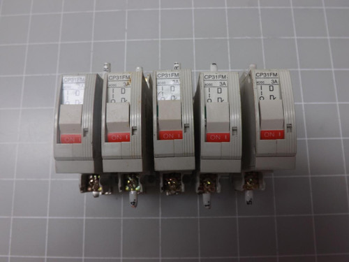 LOT OF 5 FUJI ELECTRIC CP31FM/3 CIRCUIT PROTECTOR T48590