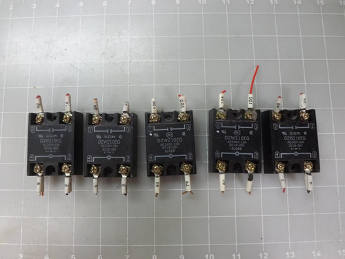 LOT OF 5 IR D2W210EG SOLID STATE RELAY T50343