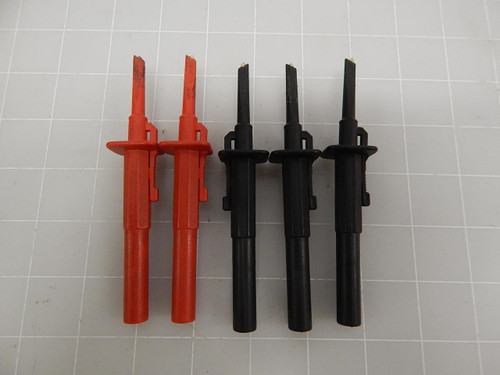 LOT OF 4 EXTECH TL748 SPRING LOADED HOOK TIP PROBES 1 MM GRIPPING DIAM T63496